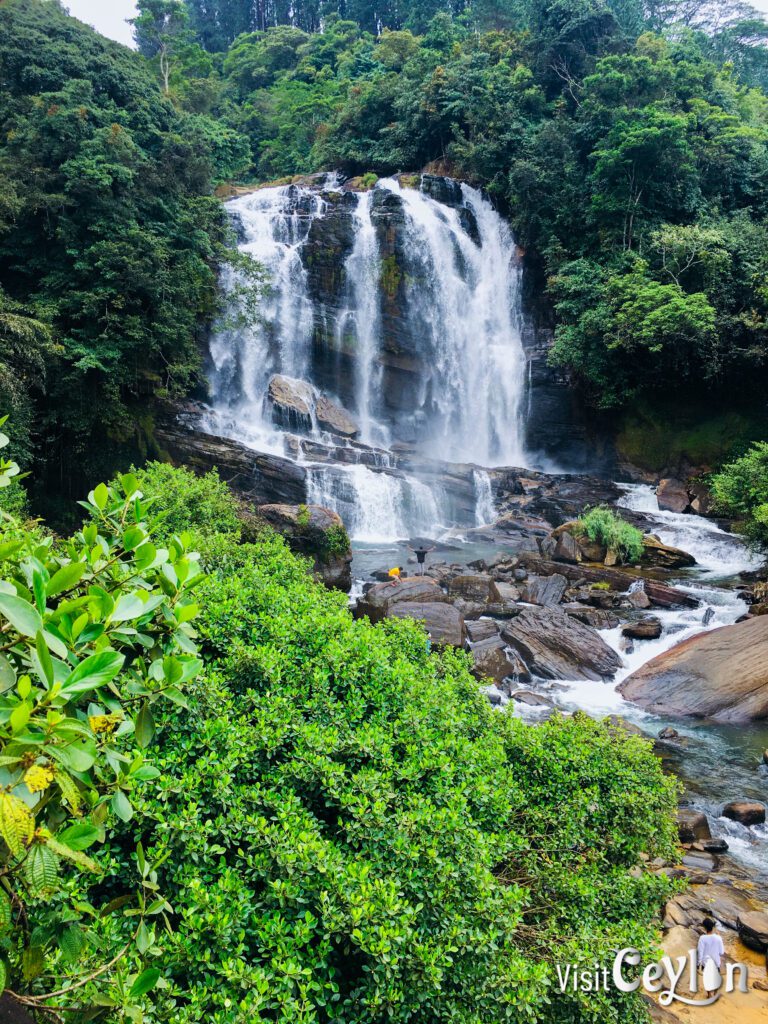 A picturesque view of Galboda Falls, a stunning waterfall surrounded by lush greenery in Sri Lanka.